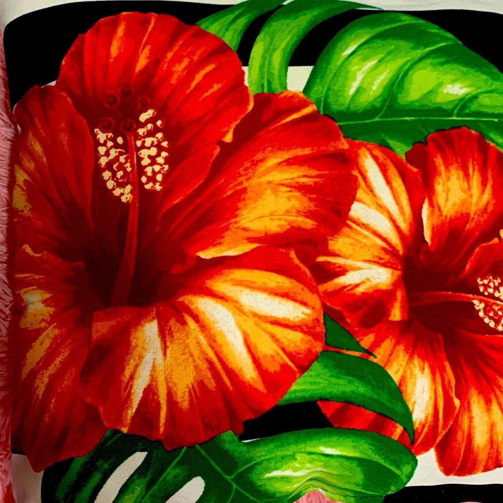 Cutest flower pillows comes with two